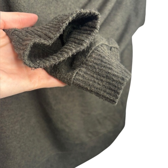 Nation LTD Dark Green Scoop Neck Long Sleeve Sweater Size Large - Picture 5 of 9